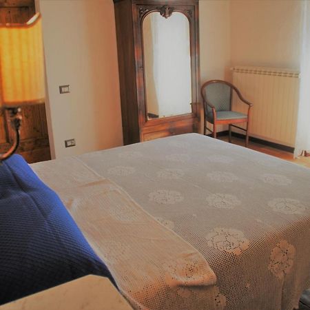 B&B Ponte La Pietra Gubbio Dış mekan fotoğraf