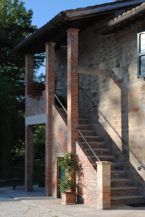 B&B Ponte La Pietra Gubbio Dış mekan fotoğraf